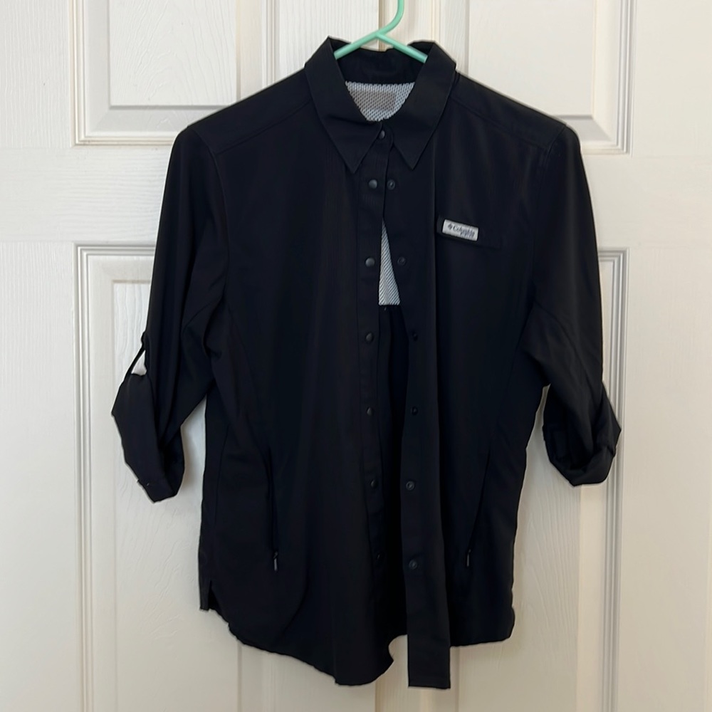 Women’s Columbia long sleeve button up